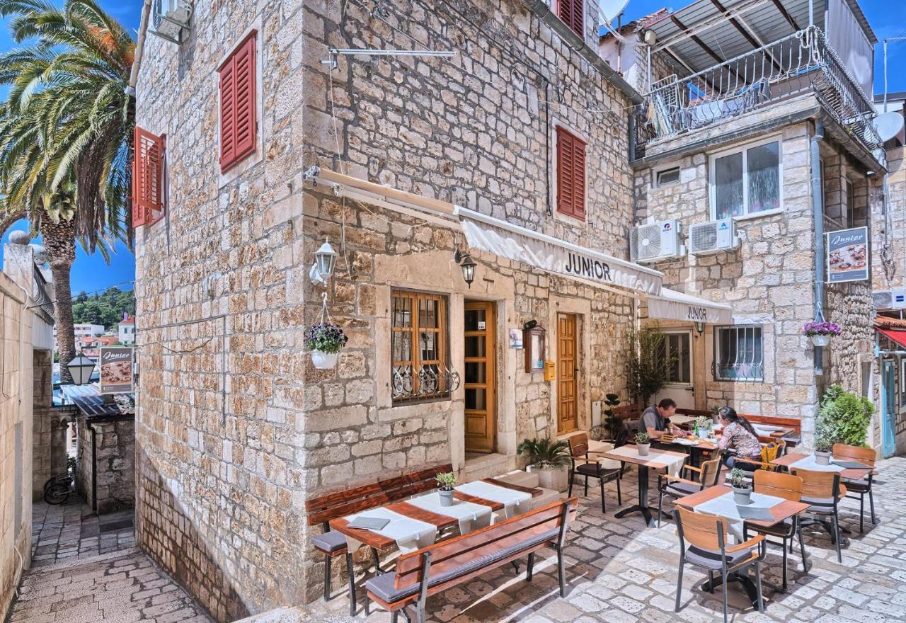 חוואר Couple'S Getaway In The Center Of Hvar W/Sea View מראה חיצוני תמונה